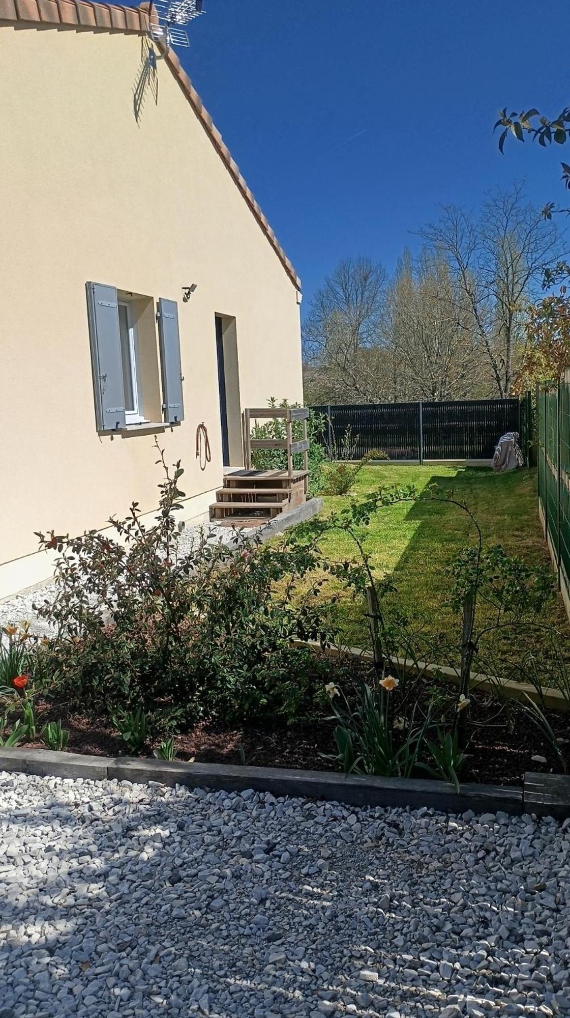 Meuble De Tourisme Classe 3 Etoiles Le Ptit Coin De Soleil - Saint Ciers D'Abzac Kültér fotó